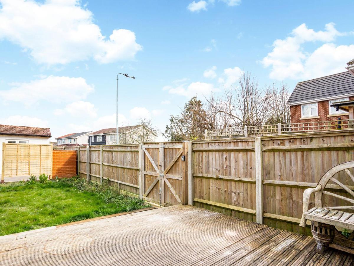 Outstanding 6 Sleeper - Great Location - Legoland Villa Windsor Exterior photo