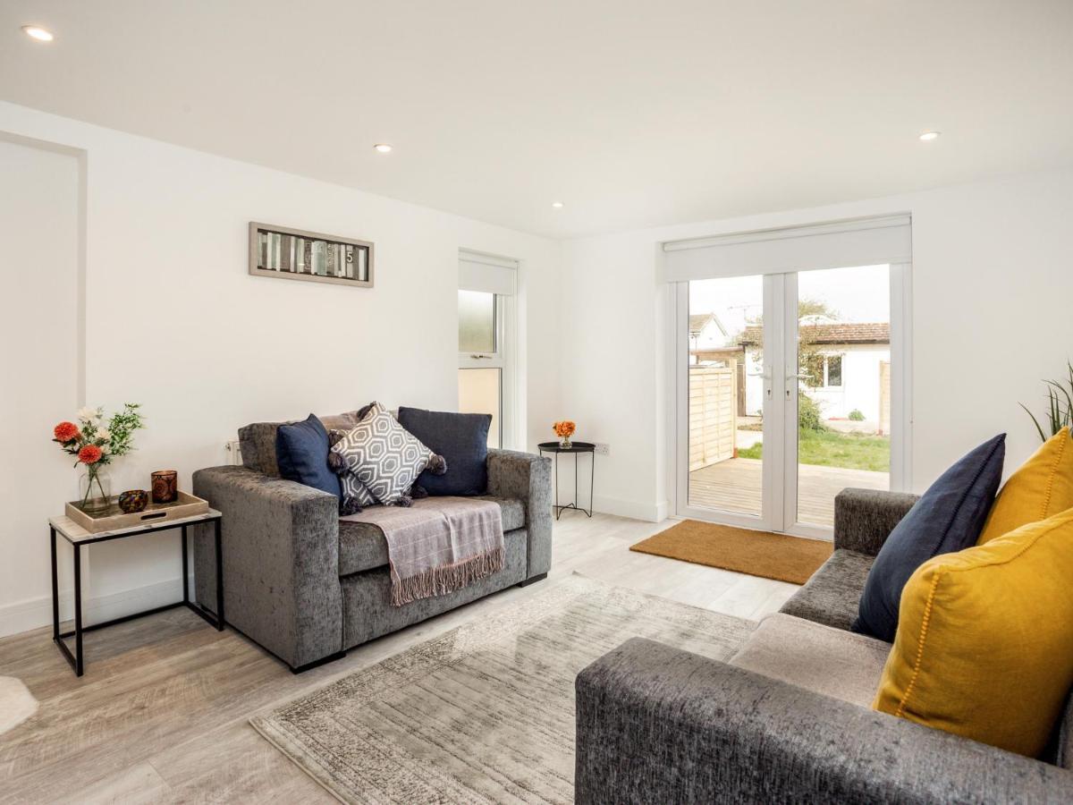 Outstanding 6 Sleeper - Great Location - Legoland Villa Windsor Exterior photo
