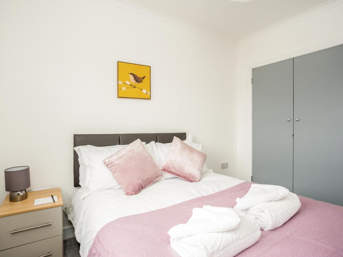 Outstanding 6 Sleeper - Great Location - Legoland Villa Windsor Exterior photo